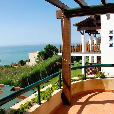 Apartamento Blue - 4 Bedroom Sea View In Amazing São Martinho do Porto